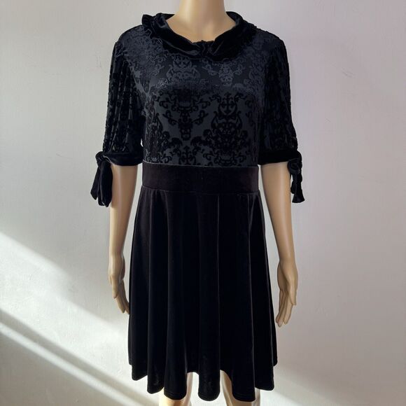 KILLSTAR Miss FurFur Black Velvet Babydoll Dress Goth Grunge Witchy Y2K XL NWT - Picture 1 of 12